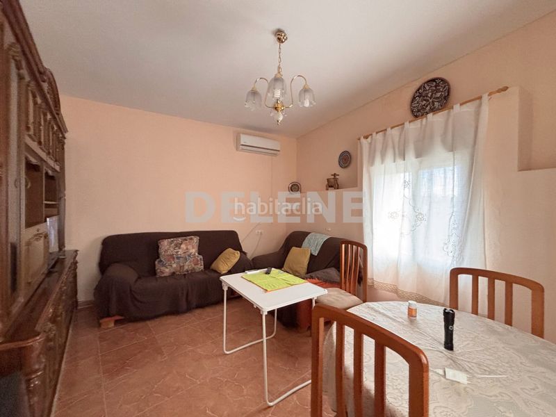 Foto c87d8b66-f0e2-44c0-ac12-a3b6df1e1553. Maison dans Hellín