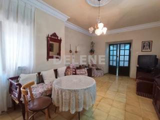 Maison  Calle alejandro tomás. 2816 casa con patio próxima a jardín del tamborilero.