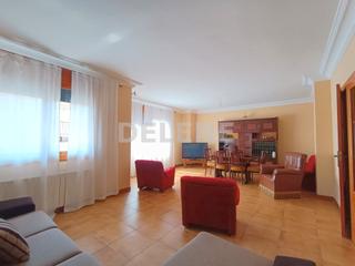 Appartement à Hellín. 2818 piso de 140m2 con terraza, colegio entre culturas