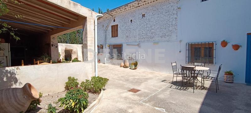 Foto d5b8e6f8-c7d0-44fe-98e2-2e2986007074. Masia amb xemeneia aparcament piscina a Pozohondo