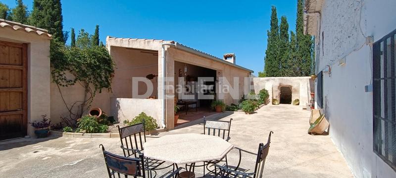 Foto ede95a7a-11b3-449f-8f98-a4e11403d093. Masia amb xemeneia aparcament piscina a Pozohondo