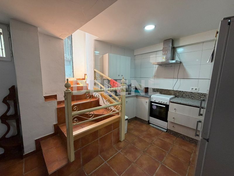Foto e06ab3a3-e313-4e8d-babc-74085706d405. Casa a Hellín