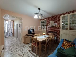 Casa a Hellín. 2845 casa con patio próxima a san roque.