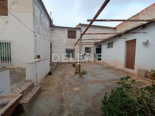 Casa a Tobarra. 2857 casa con patio y terreno en sierra