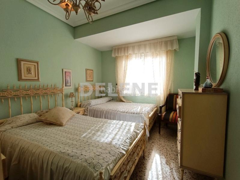 Foto 1027da59-e006-448c-b91c-e45e8b8a1f8c. Pis a Hellín