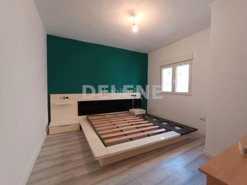 Foto 60ac88e7-8808-4b15-a2ab-e9670b5b7976. Casa aparellada amb aparcament a Hellín