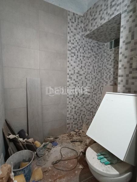 Foto e416b32b-3e58-43af-9af5-0619ea3e479f. Casa aparellada amb aparcament a Hellín