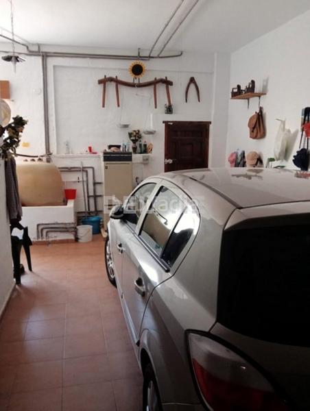 Foto 461eb10c-2d3e-44d5-9711-b25f37be992d. Casa amb xemeneia calefacció aparcament a Pozohondo