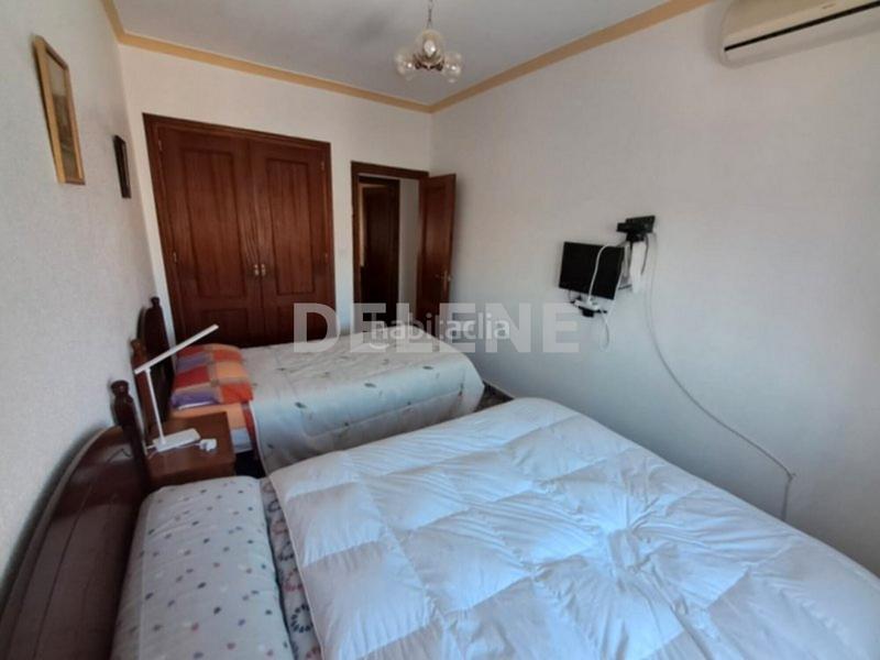 Foto 4ab3c71d-ede9-4d96-aa08-cb9304a2b9e0. Casa amb xemeneia calefacció aparcament a Pozohondo