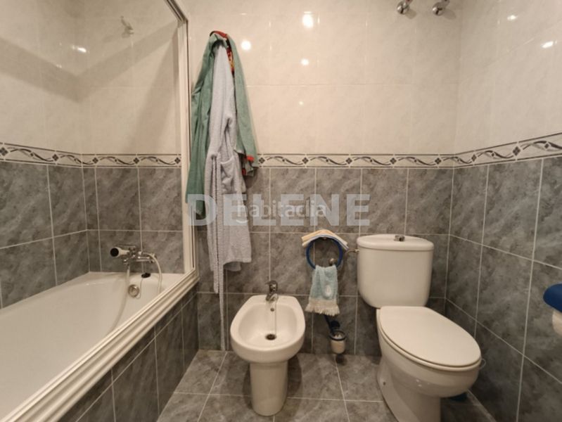 Foto a9cfd8b2-b6fa-4391-b7c2-7a95afb7fa7b. Pis a calle escultor jose fernandez andes 2 a Hellín