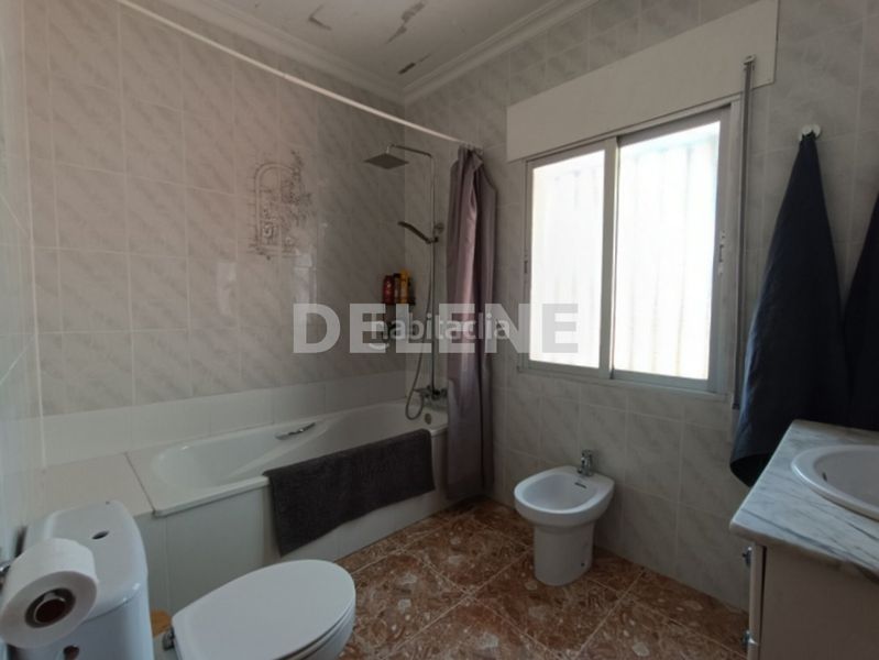 Foto eb54f7ff-103a-4754-9cd6-c2246b684385. Xalet amb xemeneia a Hellín