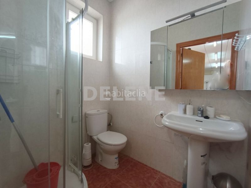 Foto ba8a8bbf-fd40-478a-b421-48ad1a908828. Masia amb xemeneia a Tobarra