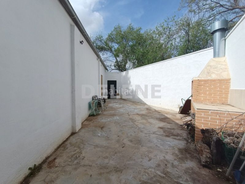 Foto e89695a2-051c-4709-929c-8db4c8140852. Masia amb xemeneia a Tobarra