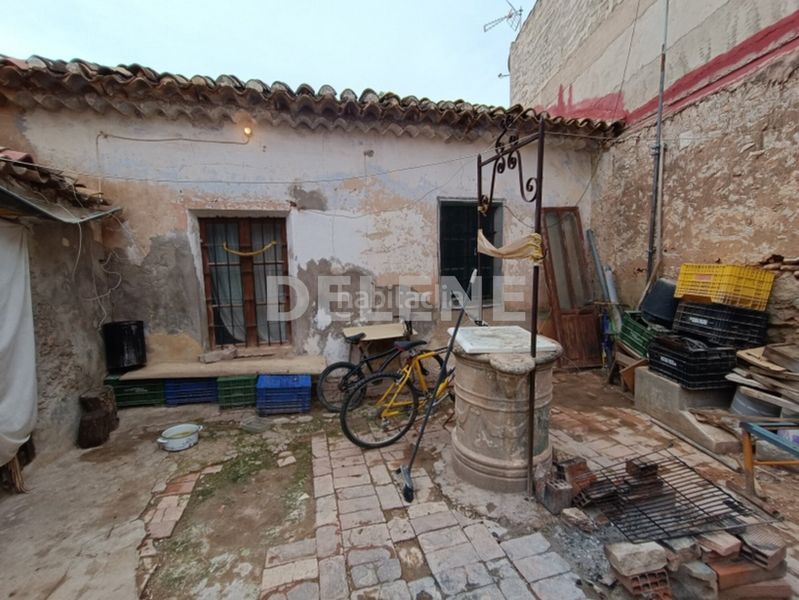 Foto 11786f91-3b19-42fa-acdd-58d139e77887. Casa aparellada a Hellín