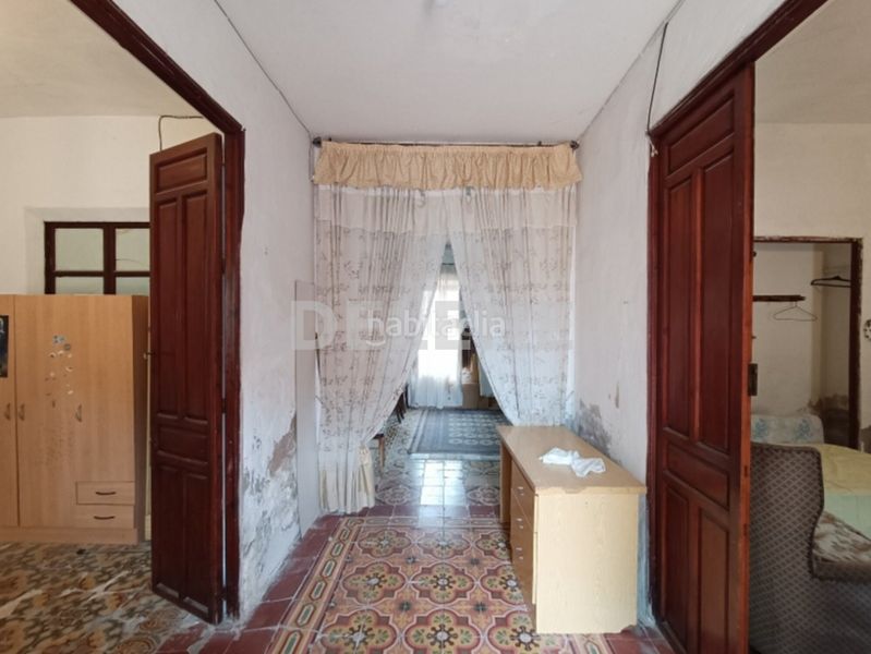 Foto 1b528a7a-9ba0-495c-8cb3-3f363330b6fb. Casa aparellada a Hellín
