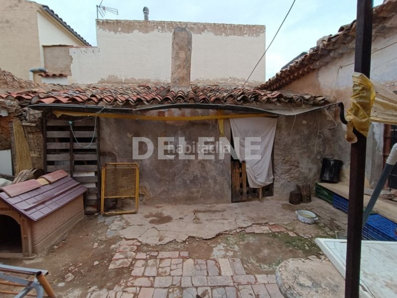 Foto 33690865-2d20-4baf-8f19-7221623f2422. Casa aparellada a Hellín