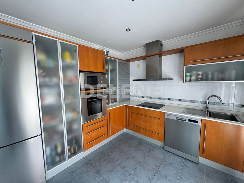 Foto 080fd7c2-296e-469b-bff2-993044967df0. Casa adossada amb calefacció aparcament a Hellín