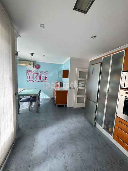 Foto bec68936-2f1b-4c6b-bc41-0393746867c9. Casa adossada amb calefacció aparcament a Hellín