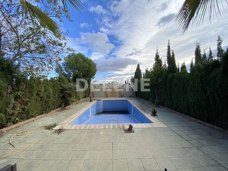 Foto 0f7aa4a0-3474-4282-a413-23ac5ce4c045. Chalet dans Hellín