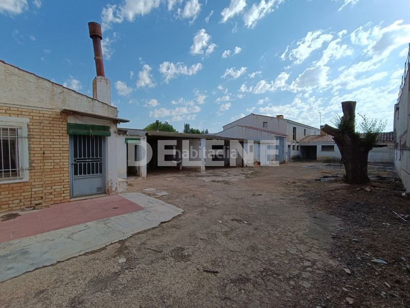 Foto bd894194-0c58-4496-bb61-1562bc8e9786. Maison avec cheminée dans Hellín