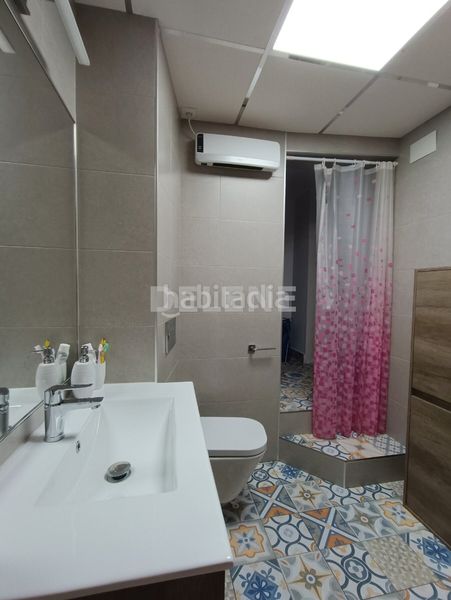 Foto 0f2a877b-0420-4468-a778-a387e05bdac3. Casa adossada a Hellín