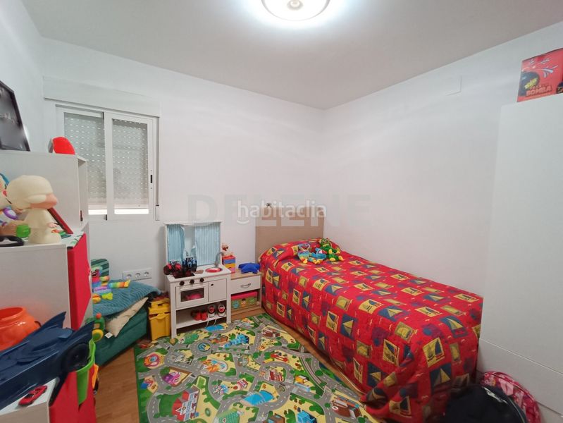 Foto 9277d565-62ff-41a4-94e8-eddf596cf7ca. Casa adossada a Hellín