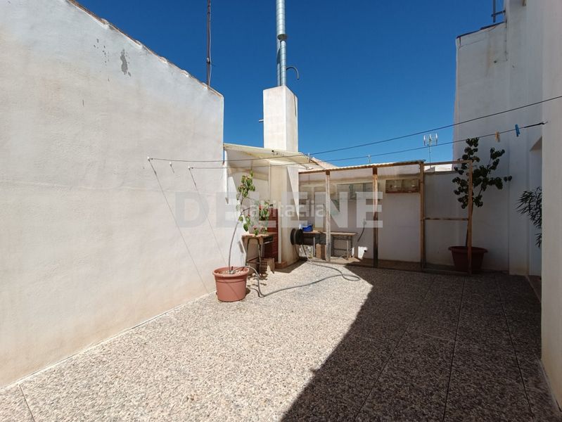 Foto 0ee6f25f-8126-436e-943e-a5c32aa7f585. Haus mit heizung pool in Hellín
