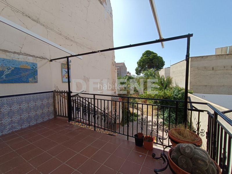 Foto e2b7df00-4f2c-4f3a-984e-3a1028602177. Towny house with heating in Tobarra