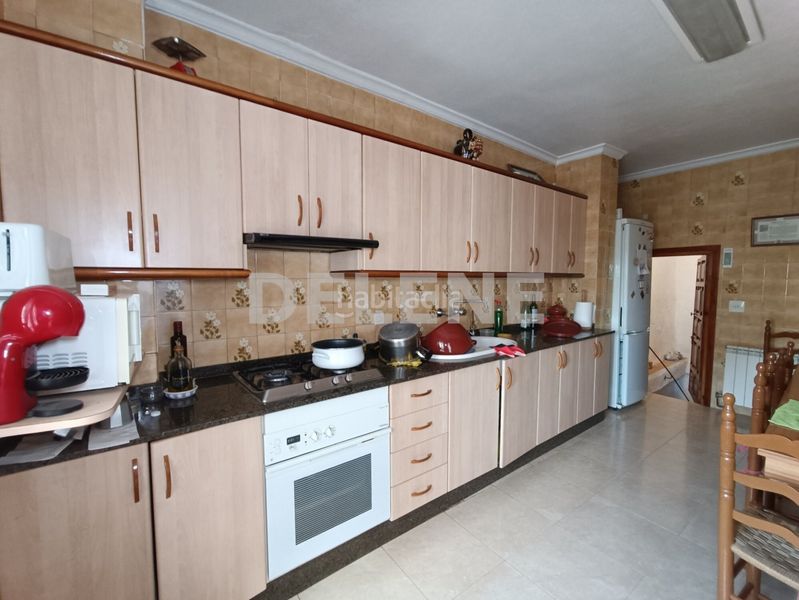 Foto e92a6f4c-1c7c-429f-921d-8267f470620c. Towny house with heating in Tobarra
