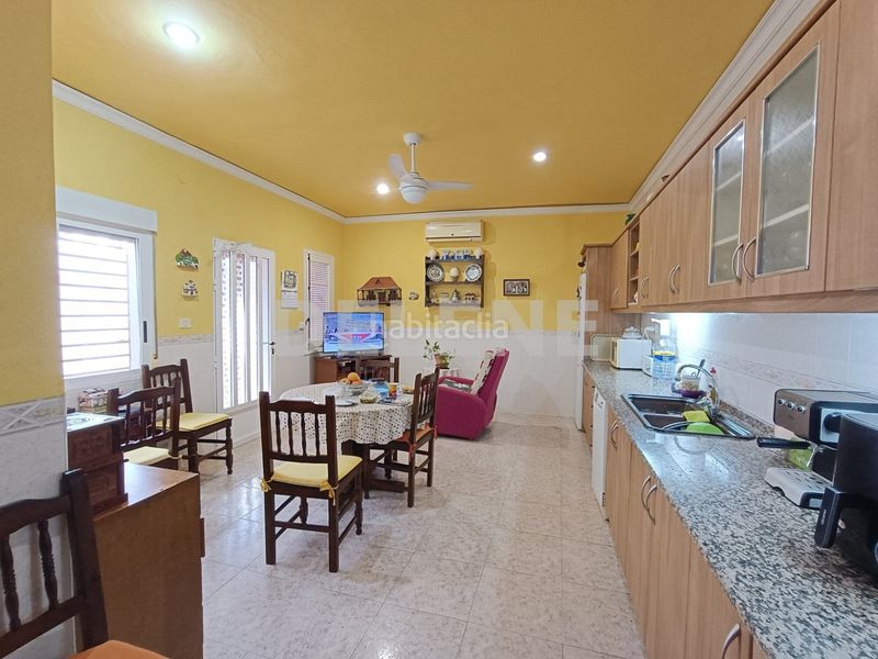 Foto 0ee0e93a-2627-4a14-ac4e-20d6bf3fbab6. Casa a schiera in Hellín