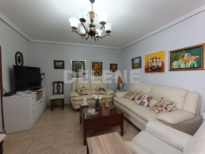Foto 46048958-79dd-4f0d-b280-8d0b37c6576a. Casa a schiera in Hellín