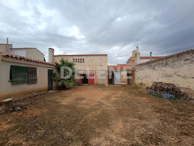 Foto bf0961e0-f3f5-4d35-ac4b-3060415ed47d. Casa bifamiliare in Hellín