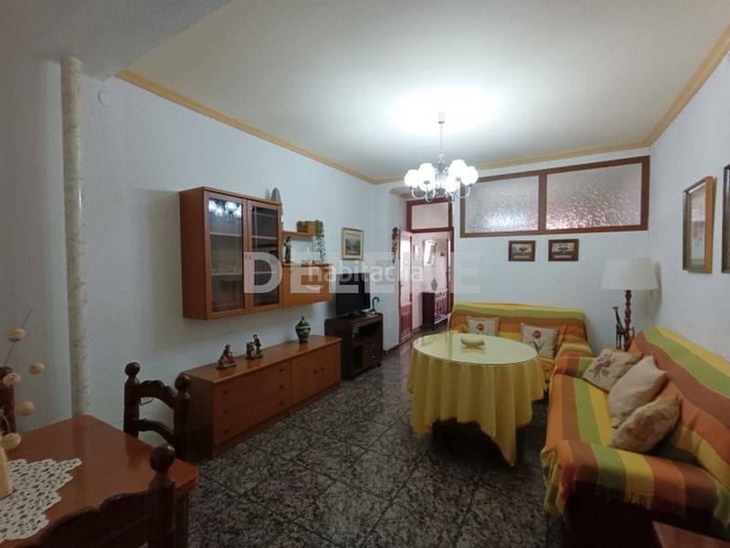 Foto bc48efd7-ad63-4a76-8788-e97b5e0cca90. Maison avec chauffage dans Hellín