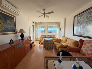 Etagenwohnung in Hellín. 3045 piso con garaje balcón, zona granvía