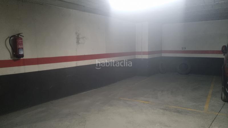 Foto ebdf5f7e-7d9b-48f2-b57c-3080305dd93f. Parking coche en Carretas - Pajarita Albacete