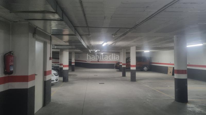 Foto 24a1c4ad-5fcf-4d8b-ba84-9c534266ee24. Parking voiture dans Carretas - Pajarita Albacete