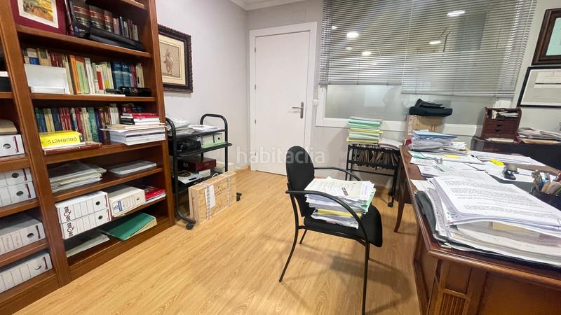 Foto b74a6eb6-3606-4c36-9045-8cf6d0c2fc36. Oficina a Centro Albacete