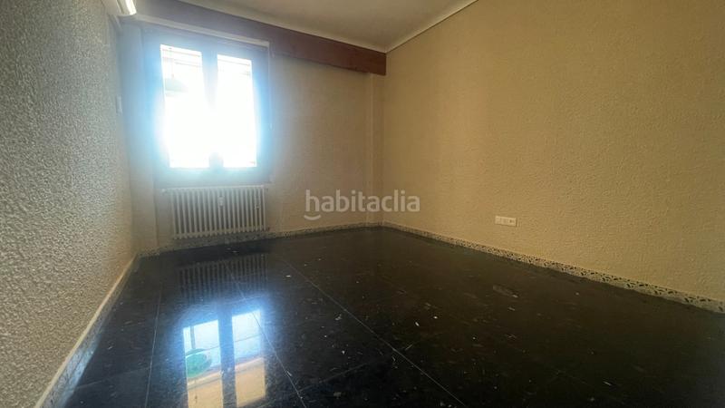 Foto 43b3f671-2d55-4b90-b3cf-4ba54f41ab6c. Lloguer àtic amb calefacció aparcament a Centro Albacete