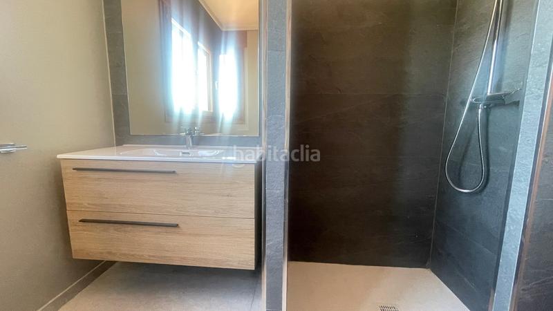 Foto e53aae89-6377-4aad-94ec-01c038093f2e. Rent penthouse with heating parking in Centro Albacete