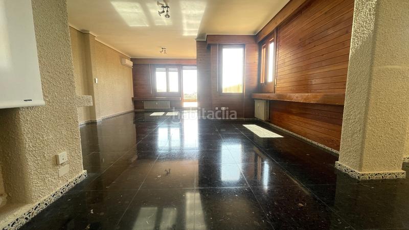 Foto f5a6d42a-2b62-4abd-a53a-1b8812775e58. Rent penthouse with heating parking in Centro Albacete