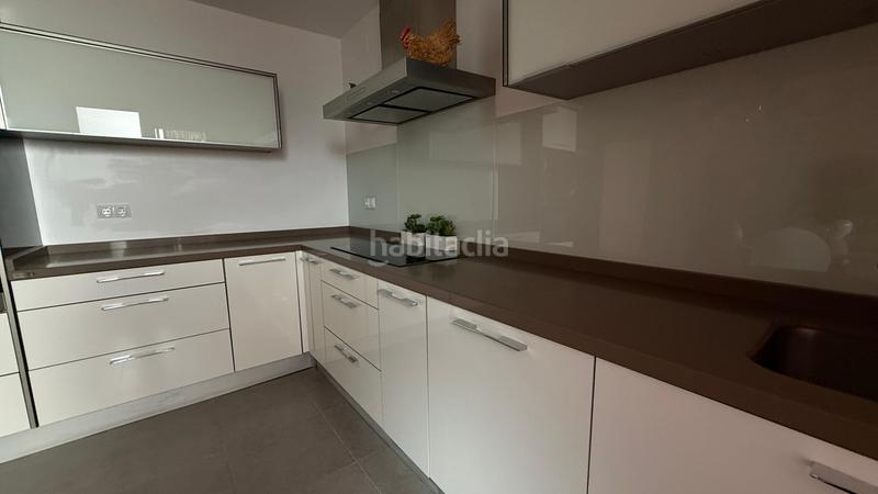 Foto 04944c2a-0fe9-4840-bd06-4777dd6d8f43. Location duplex avec chauffage parking piscine dans Albacete