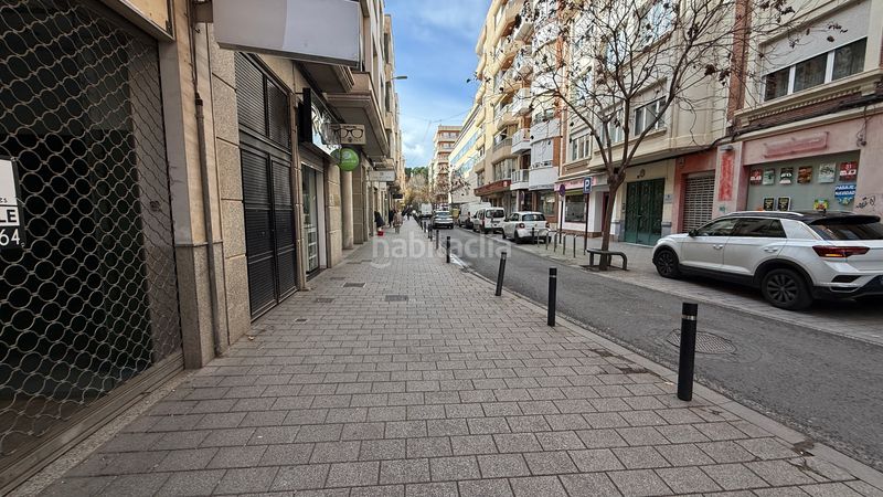 Foto eb804bac-b8a1-48e6-b999-3f9436c15d37. Rent business premise in calle teodoro camino 23 in Albacete
