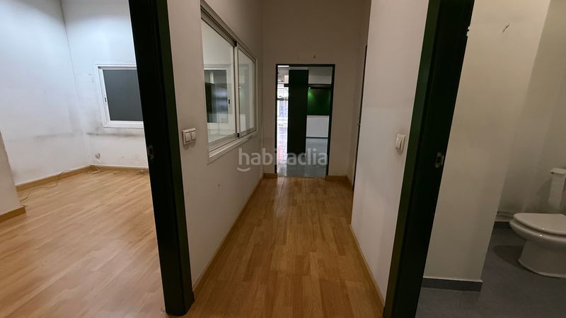 Foto 9a6a770b-3fa9-4a3f-84ea-318cb49b2801. Local comercial a calle teodoro camino 23 a Centro Albacete
