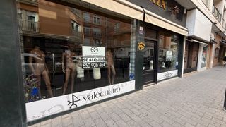 Local Comercial a Calle Marqués de Villores 2