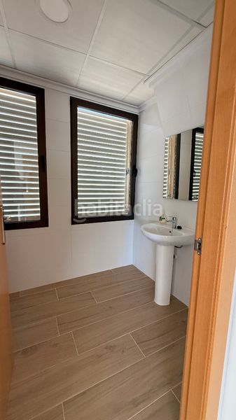 Foto f0e9d14d-64c4-4d61-b013-468073b4a460. Bureau avec chauffage dans Centro Albacete