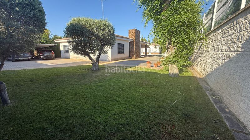 Foto e4baf3dd-ae9d-4311-bb74-7e68ae69a7ec. Xalet amb xemeneia calefacció aparcament piscina a Albacete