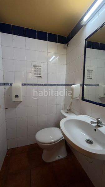 Foto ed3ee1b8-071d-4e8d-a2eb-71eeac4d0f1d. Local comercial a calle calderón de la barca 21 a Albacete