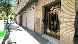 Business premise in Calle joaquín quijada 55