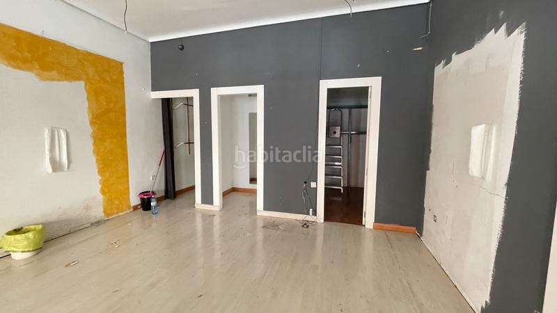 Foto 63cccc3d-3efb-4c2d-8574-d6c56f9a1138. Location local commercial dans calle albarderos 6 dans Albacete