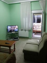 Alquiler Ático en San Bernardo. Atico en alquiler en paseo san vicente, 4 dormitorios.